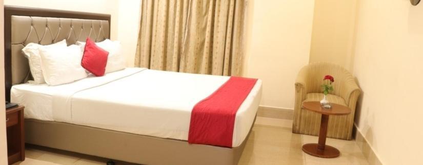 Hotel The Presidency à Bhubaneswar Extérieur photo