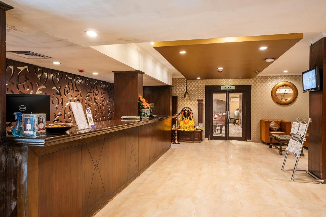 Hotel The Presidency à Bhubaneswar Extérieur photo