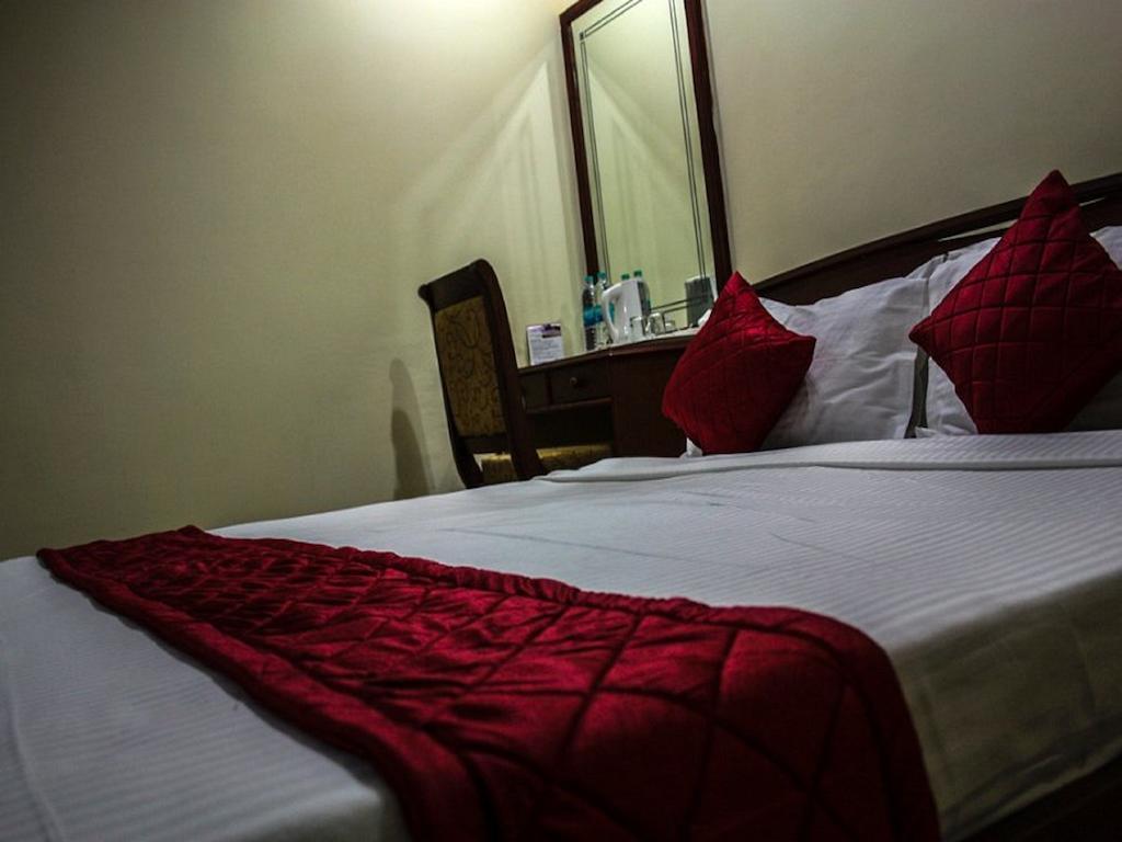 Hotel The Presidency à Bhubaneswar Chambre photo